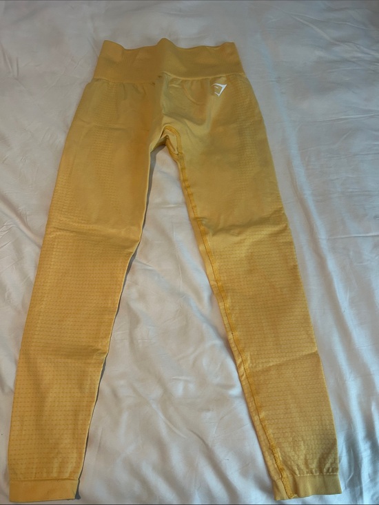 Gymshark Pants - Gymshark Seamless High-Waist Leggings - Yellow
